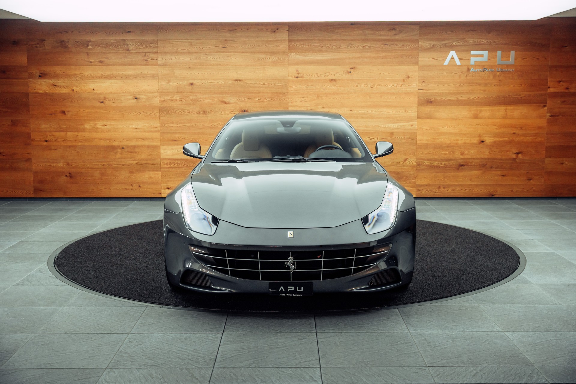 FERRARI FF-image-23