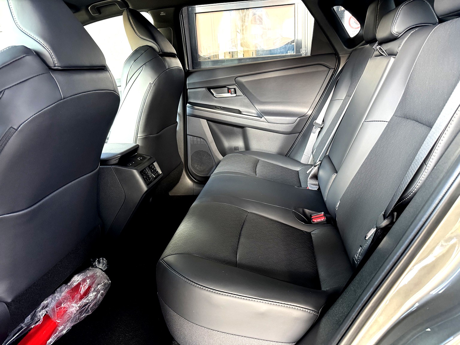 SUBARU Solterra eV Luxury 71,4kWh AWD-image-14