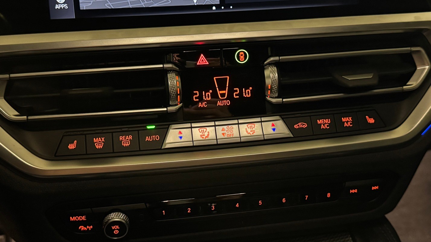 BMW M440i xDrive 48V Coupé Steptronic *FRISCH AB MFK UND SERVICE* *GRATIS SERVICE* *HARMAN KARDON* *360 Kamera* *TOP AUSSTATTUNG*-image-16
