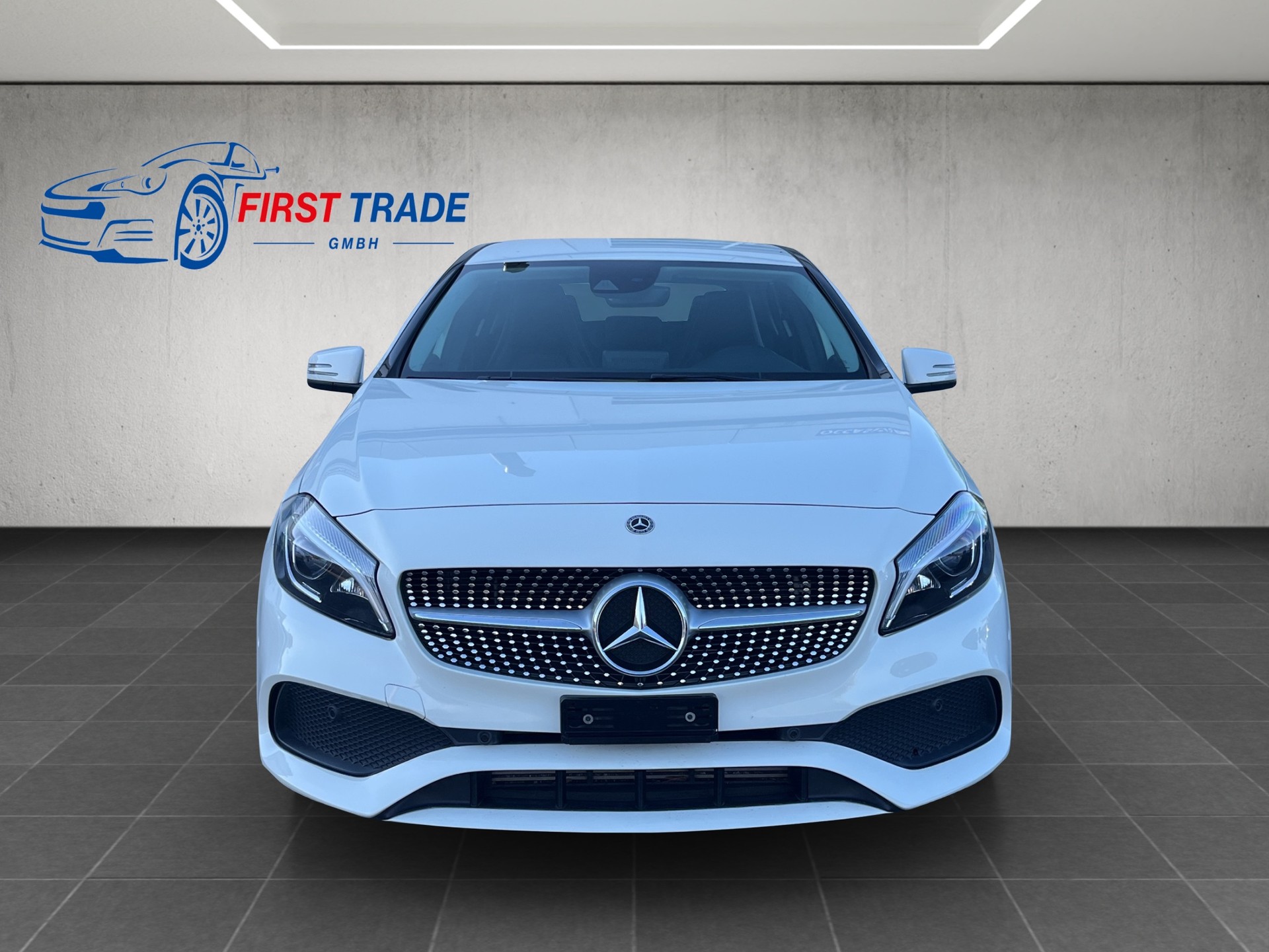 MERCEDES-BENZ A 200 Night Star 7G-DCT-image-1