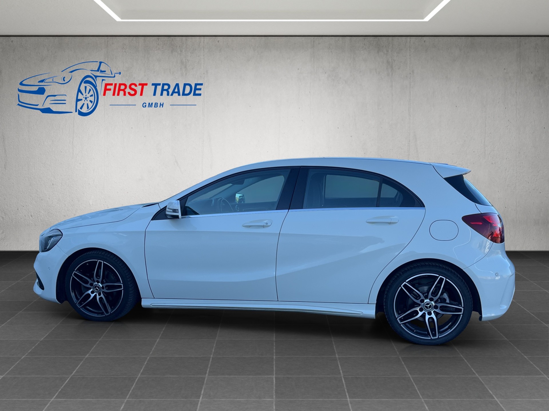 MERCEDES-BENZ A 200 Night Star 7G-DCT-image-7