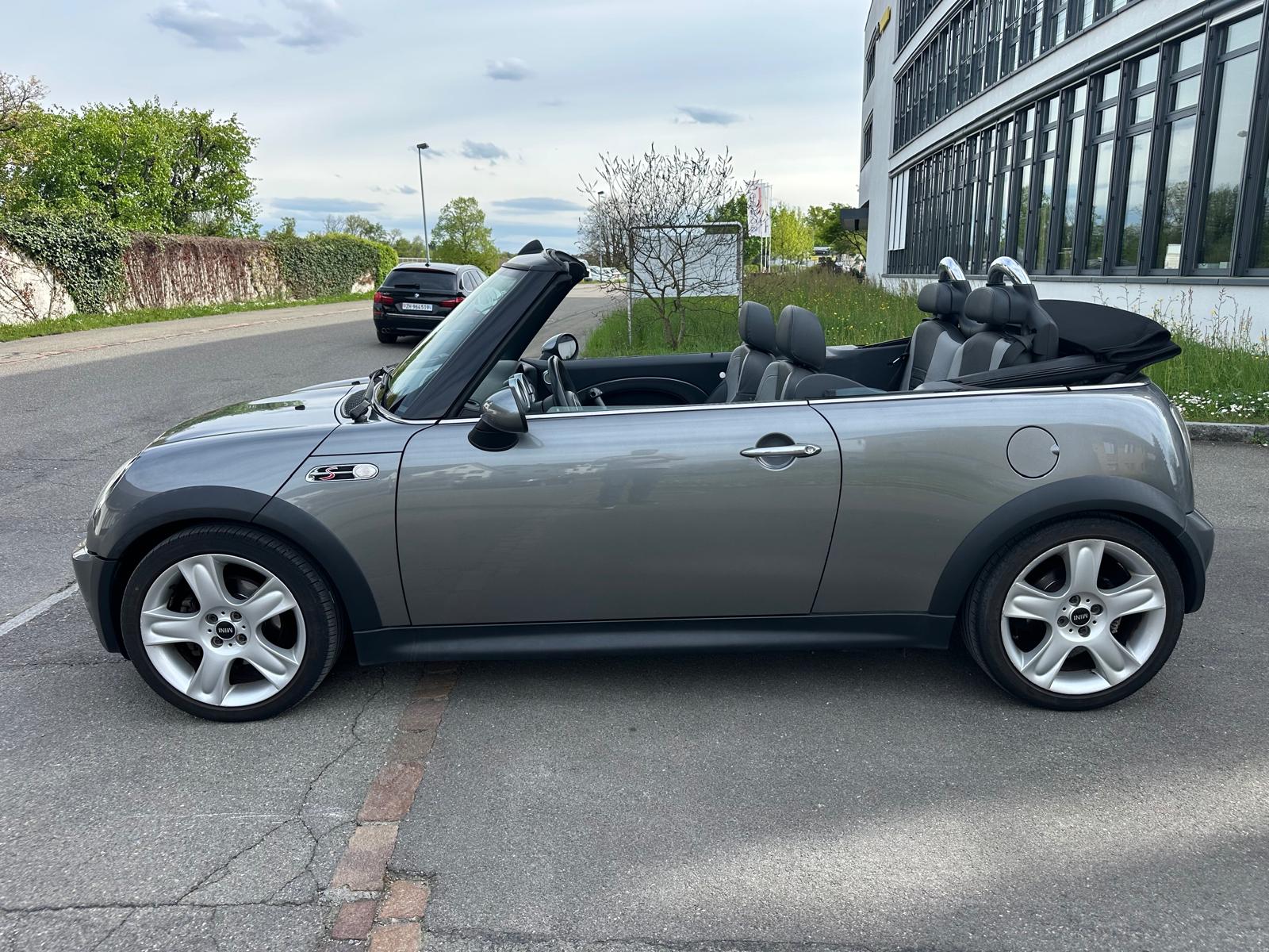 MINI Cooper S Cabriolet-image-3