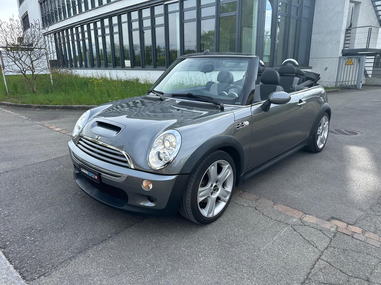 MINI Cooper S Cabriolet-image-1