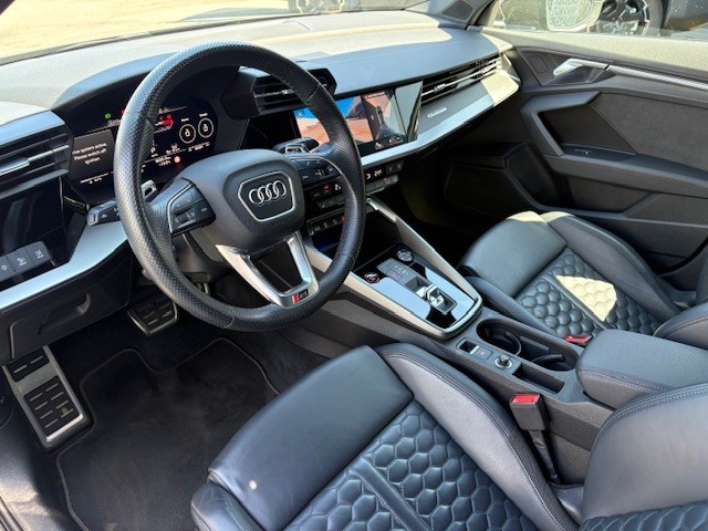 AUDI RS3 Sportback 2.5 TFSI quattro S-Tronic-image-7