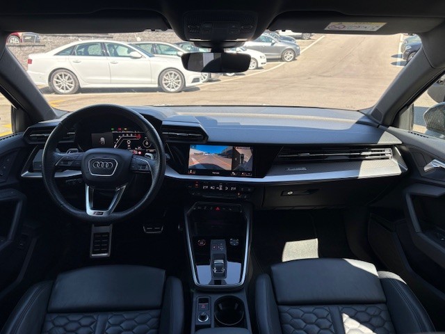 AUDI RS3 Sportback 2.5 TFSI quattro S-Tronic-image-11