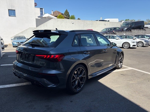 AUDI RS3 Sportback 2.5 TFSI quattro S-Tronic-showroom-element-3