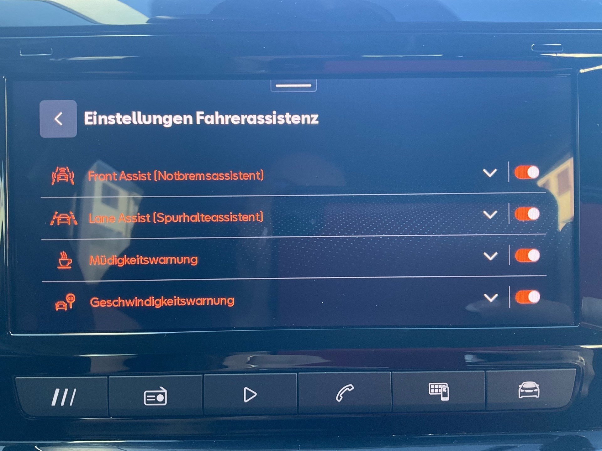 SEAT Ibiza 1.0 TSI DSG STYLE *** SPURHALTEASSISTENT & TEMPOMAT ***-image-13
