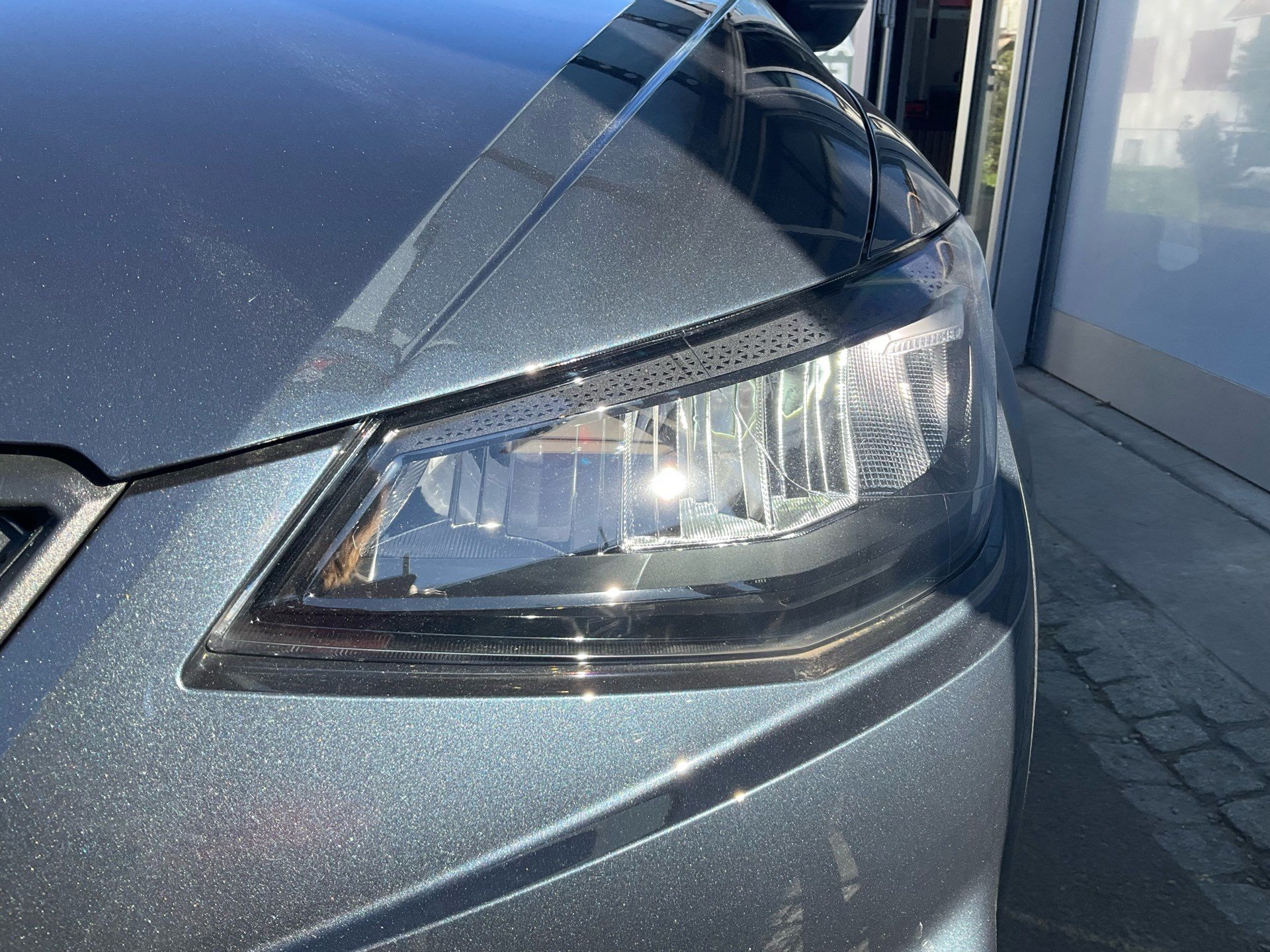 SEAT Ibiza 1.0 TSI DSG STYLE *** SPURHALTEASSISTENT & TEMPOMAT ***-image-6