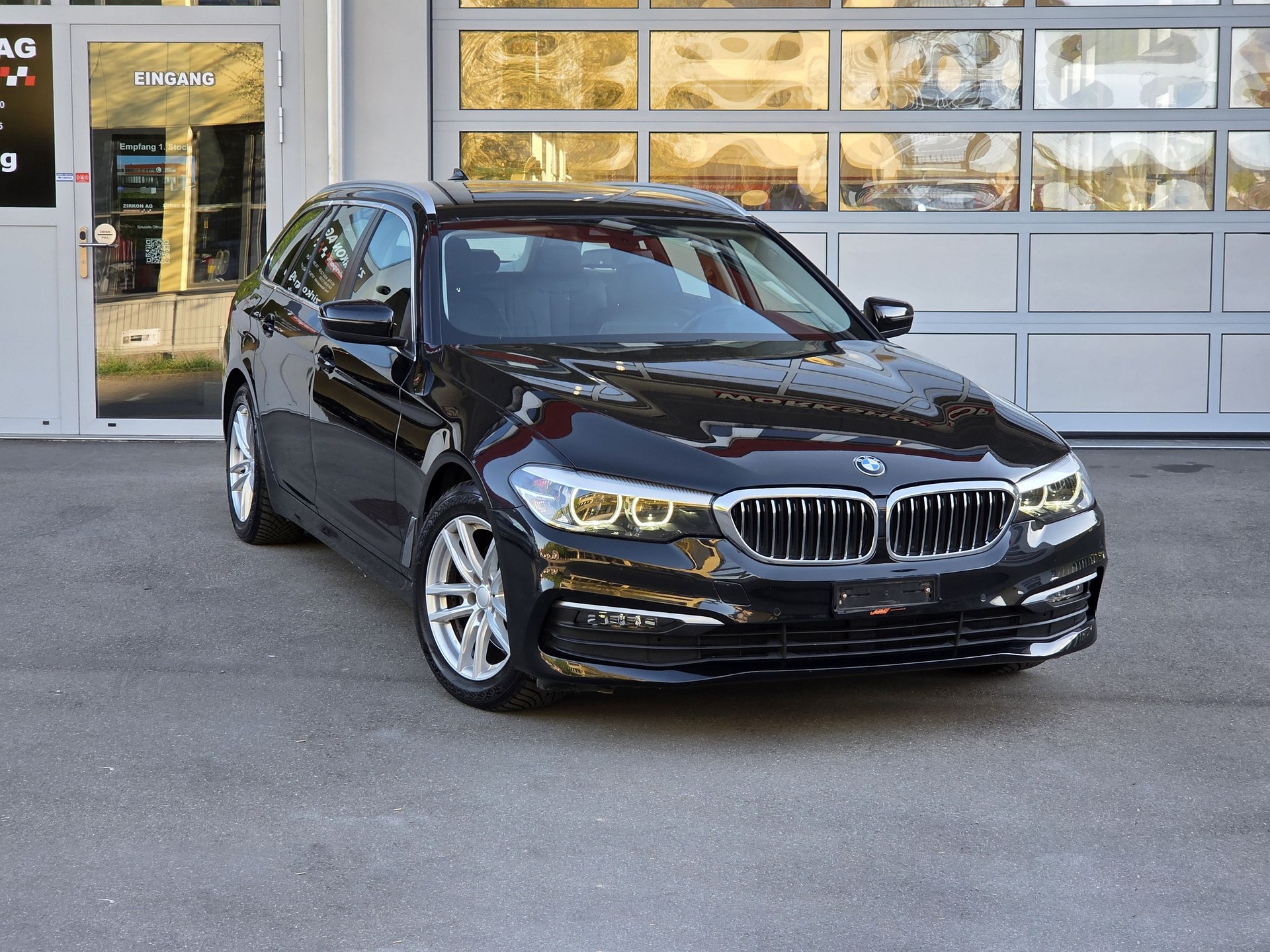 BMW 520d xDrive Touring Luxury