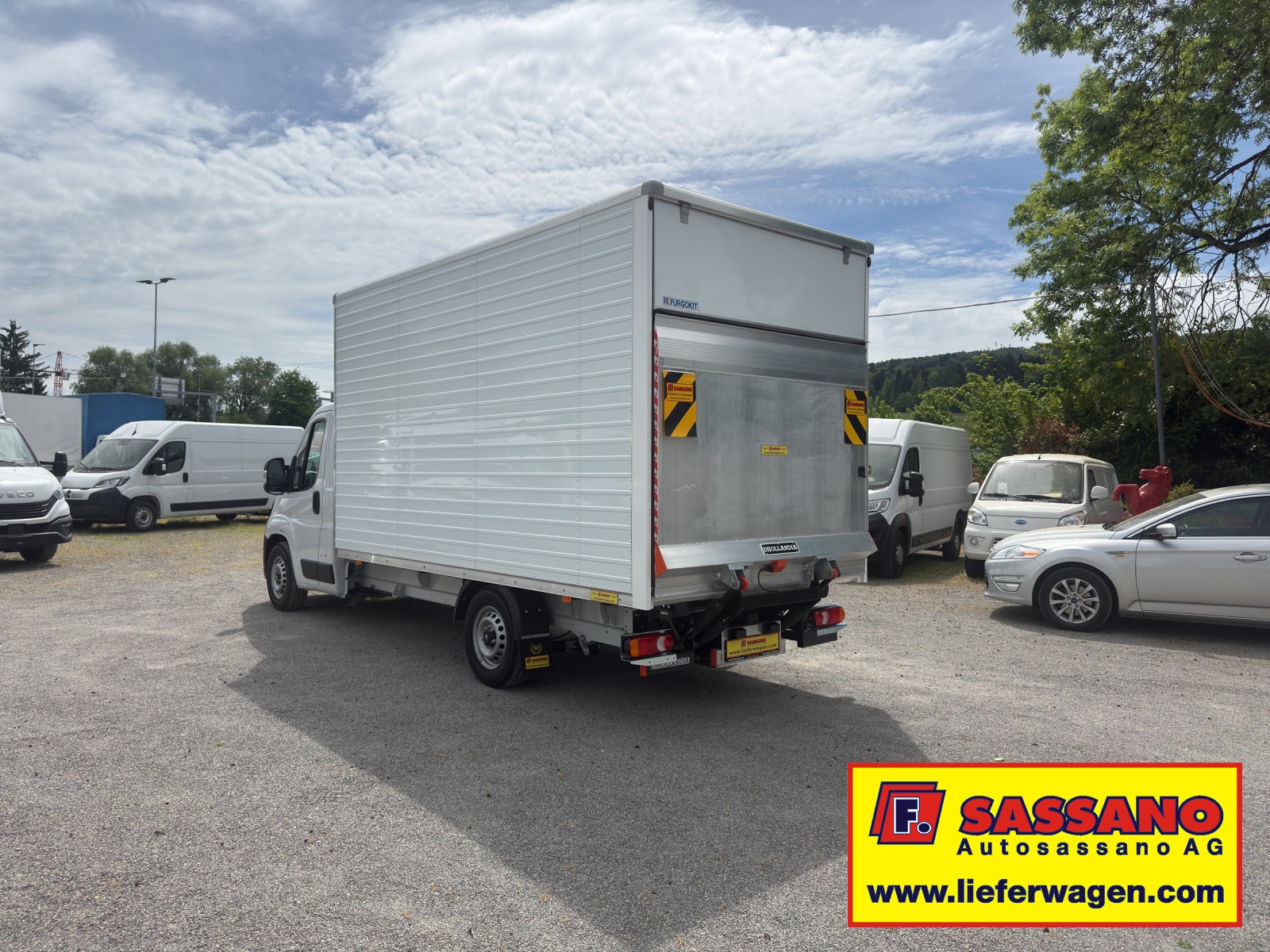 FIAT Ducato 2.2 MJ 140 Heavy Koffer mit Hebebühne-image-3