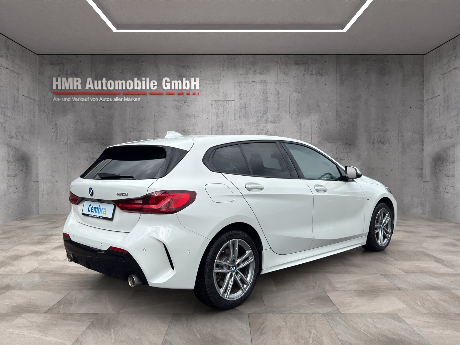 BMW 120i Pure M Sport Steptronic-showroom-element-3