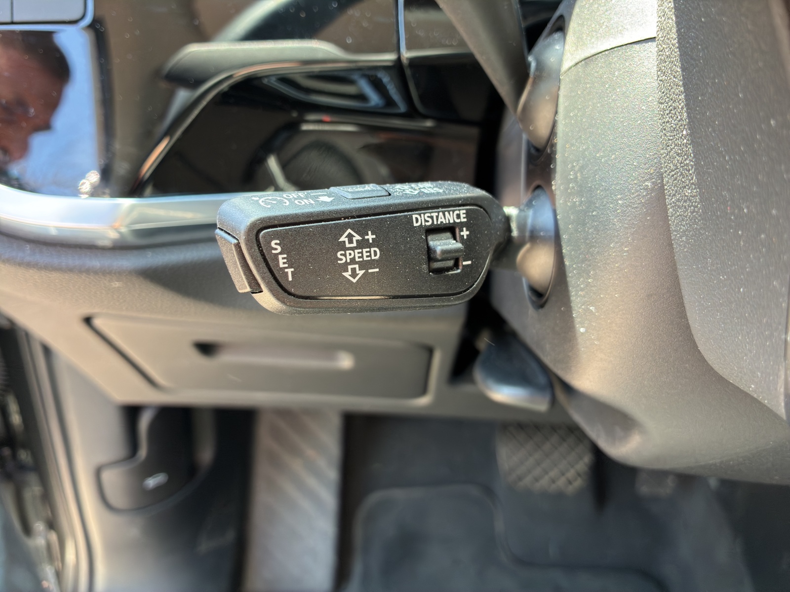 AUDI Q3 35 TFSI S line S-tronic-image-14