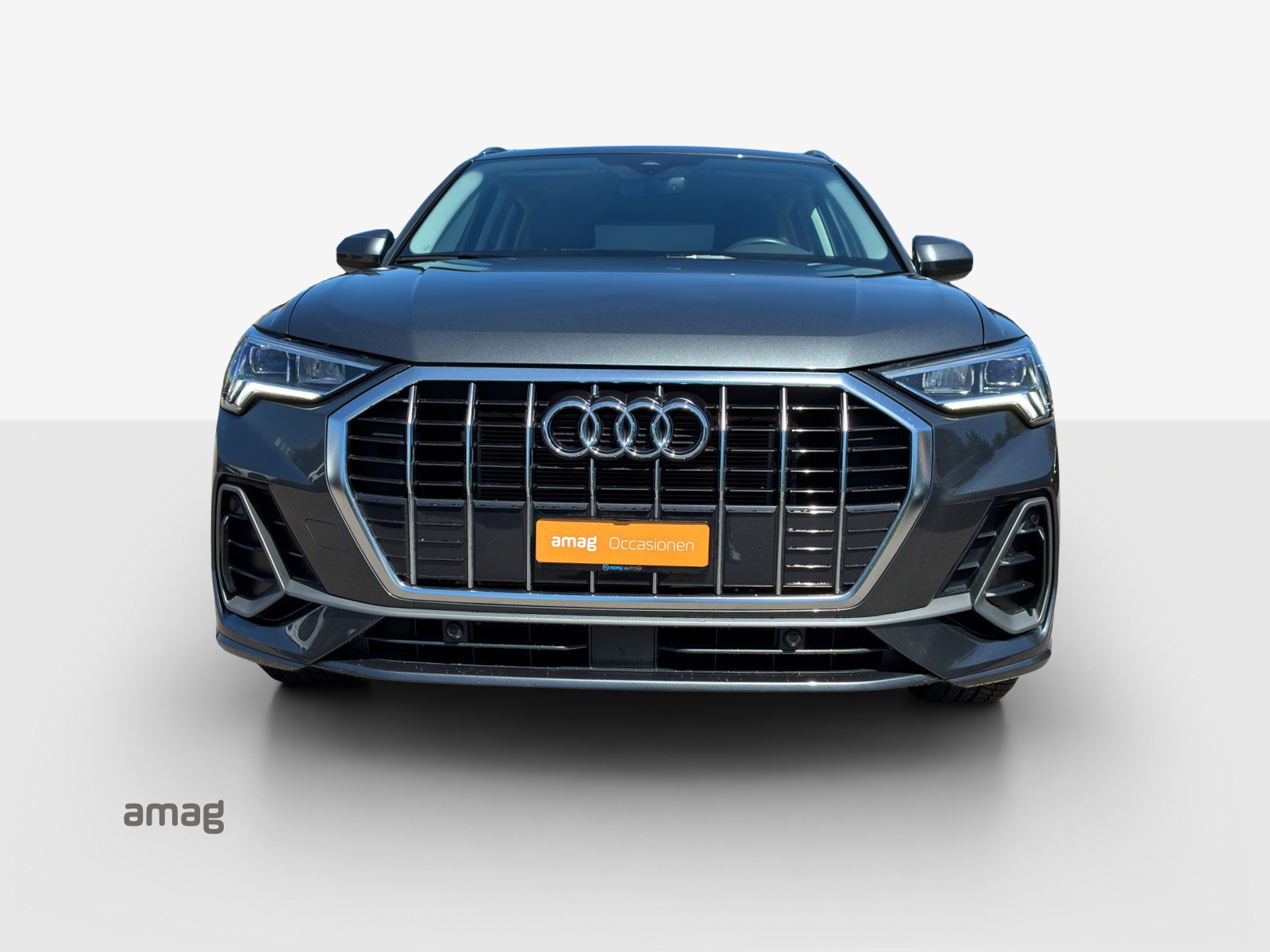 AUDI Q3 35 TFSI S line S-tronic-image-6