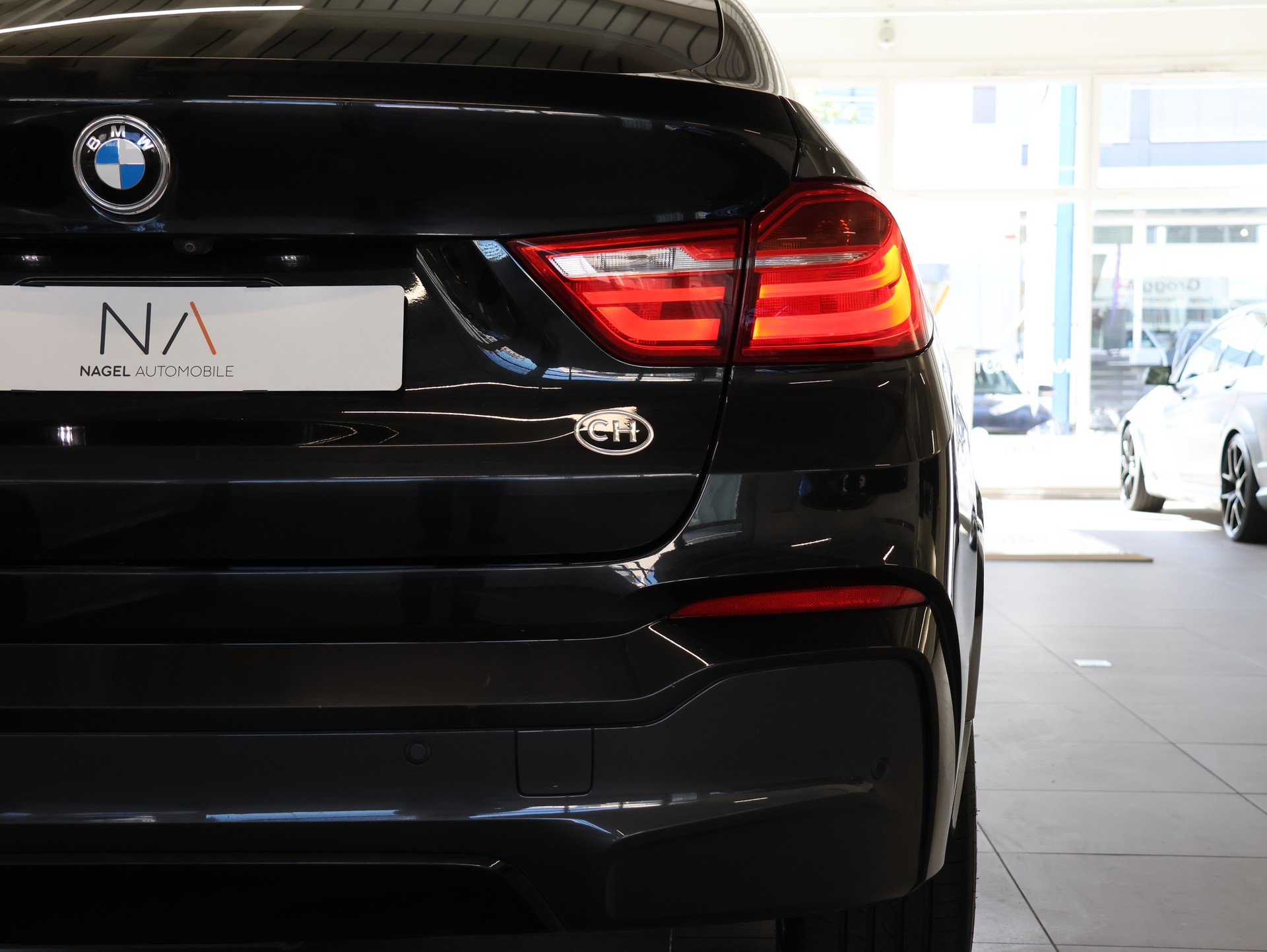BMW X4 xDrive 20d M Sport Steptronic-image-13