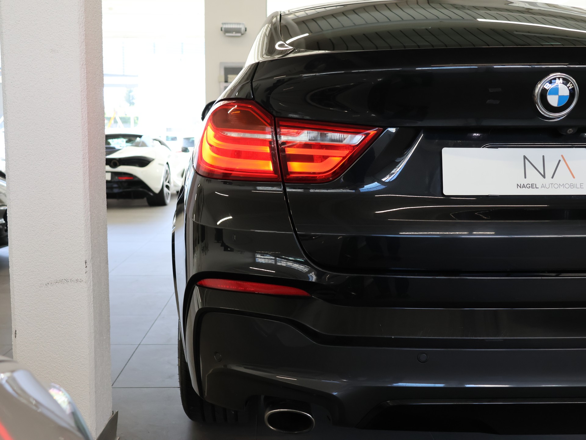 BMW X4 xDrive 20d M Sport Steptronic-image-14