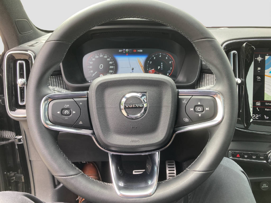 VOLVO XC40 2.0 B4 MH R-Design AWD-image-7