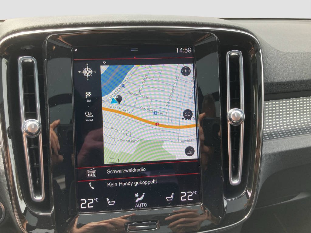 VOLVO XC40 2.0 B4 MH R-Design AWD-image-8