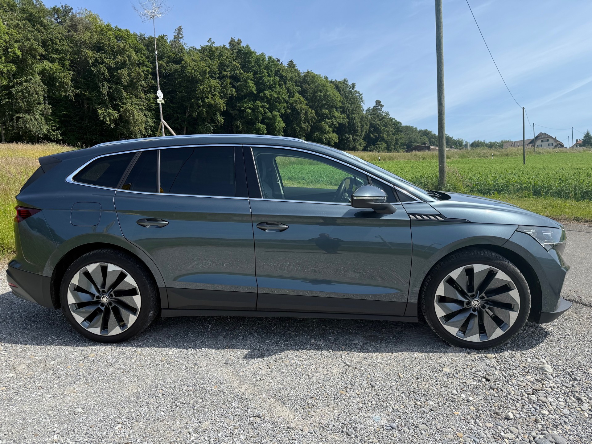 SKODA Enyaq iV 80-image-9