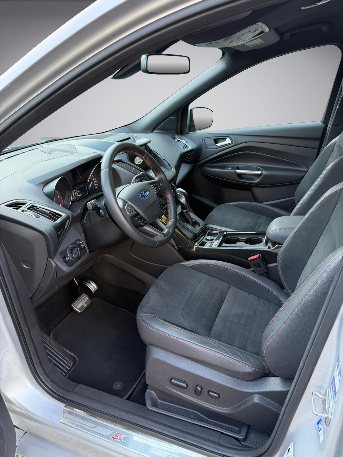 FORD Kuga 2.0 TDCi ST Line High 4WD PowerShift * 180PS * 4x4 * AHK *-image-9