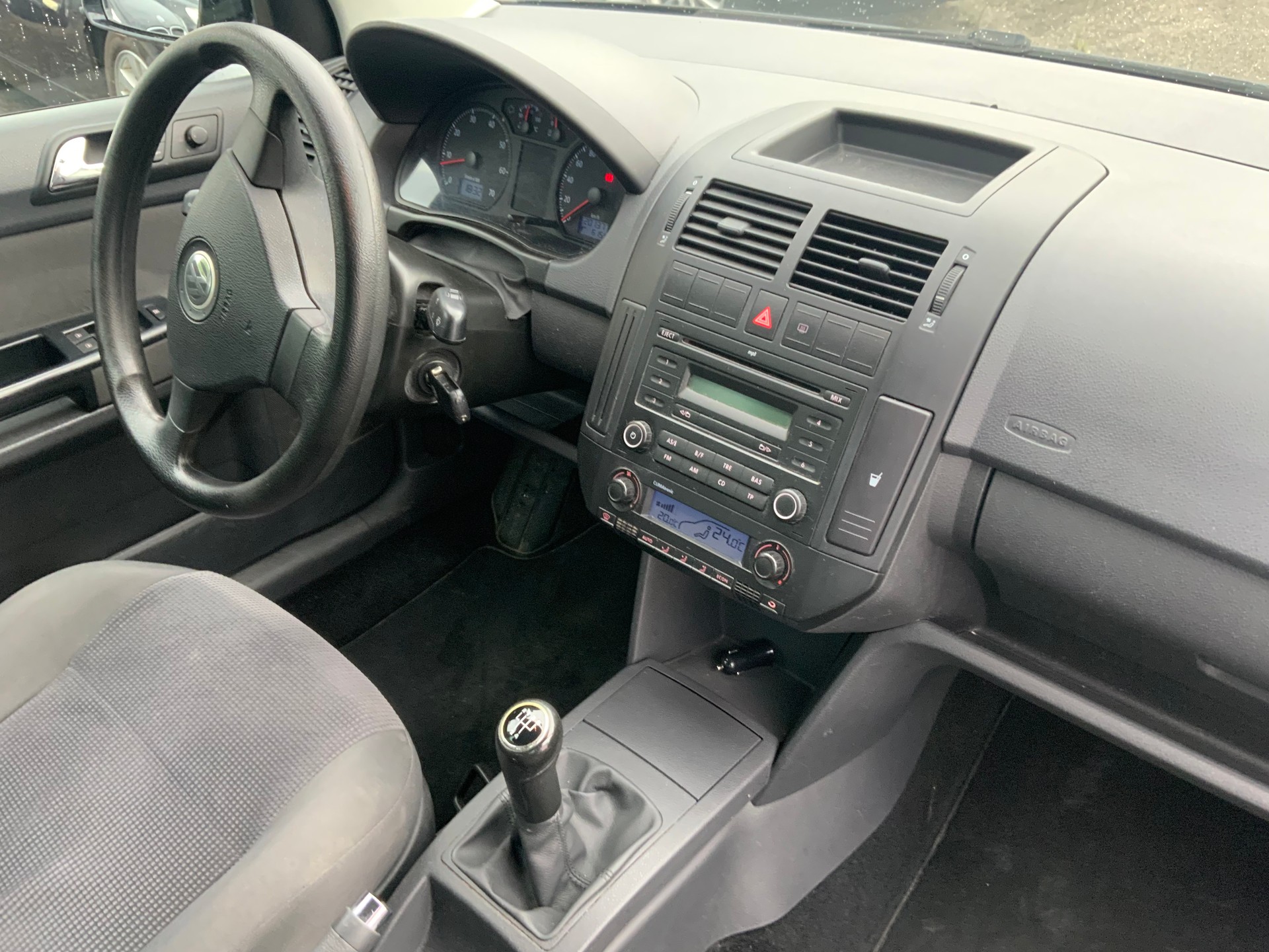 VW Polo 1.6 16V Comfortline-image-8