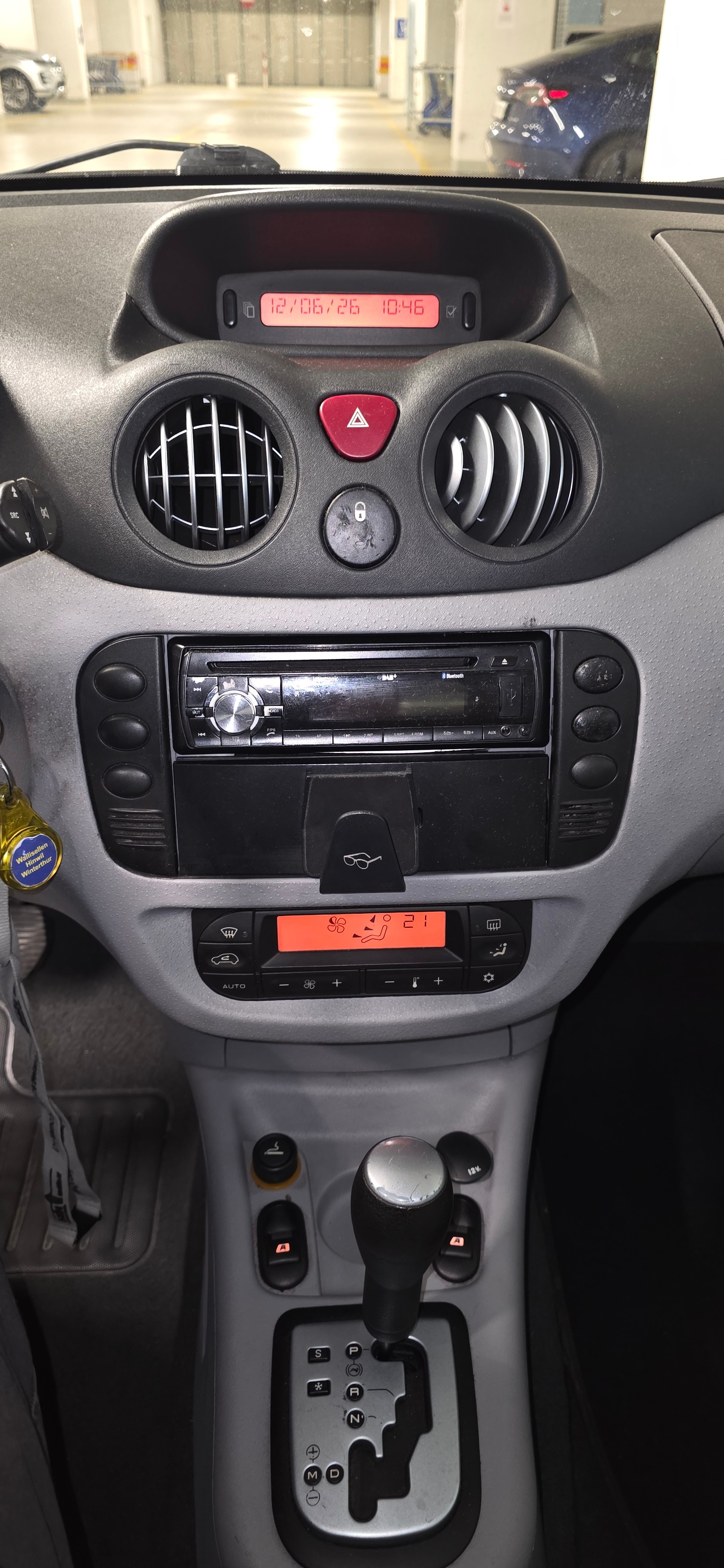 CITROEN C3 1.4i Exclusive-image-12