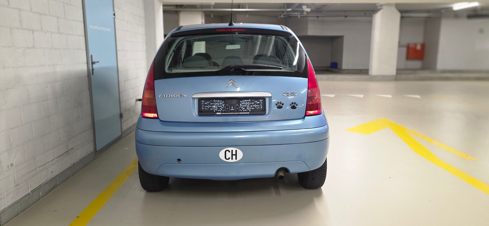 CITROEN C3 1.4i Exclusive-image-3