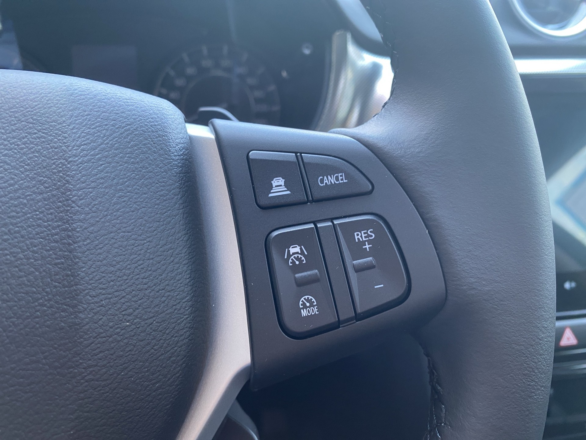 SUZUKI Vitara 1.4 Boosterjet Compact Top 4x4 Hybrid Automatic-image-11