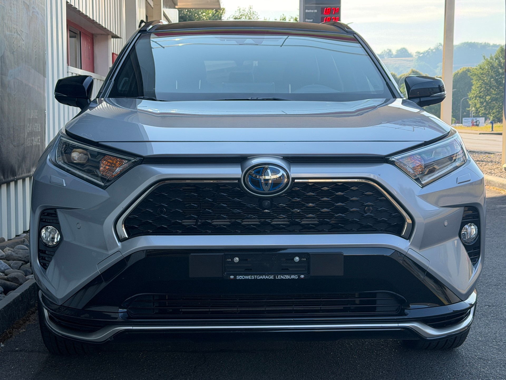 TOYOTA RAV-4 2.5 PHEV Platinum e-CVT 4WD-showroom-element-3