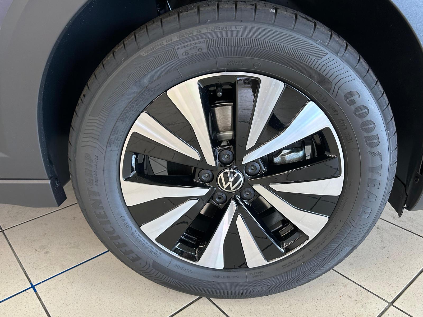 VW Taigo 1.0 TSI Life DSG-image-4