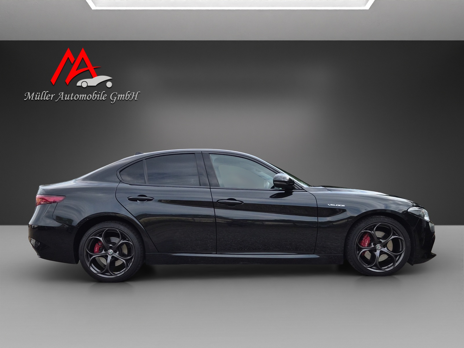 ALFA ROMEO Giulia 2.0 Veloce TI Q4 Automatic-showroom-element-3