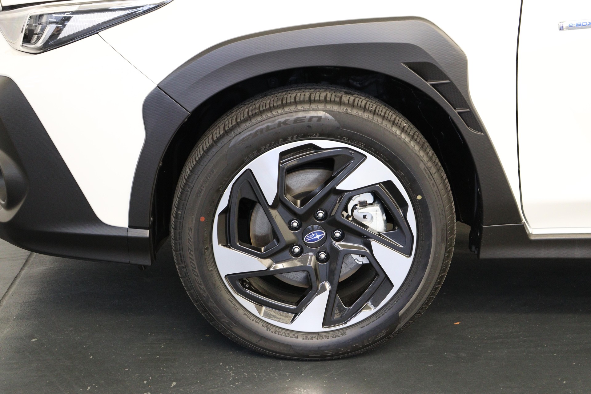 SUBARU Crosstrek 2.0i e-Boxer Luxury-image-12