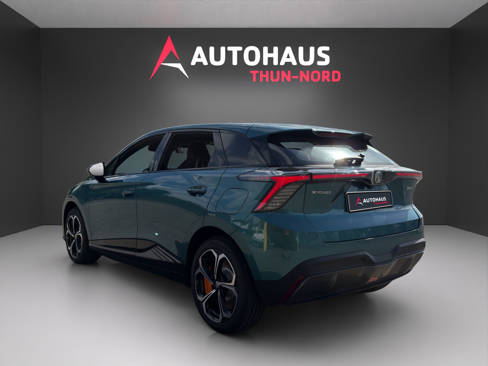 MG 4 64kWh Xpower 4WD-showroom-element-2