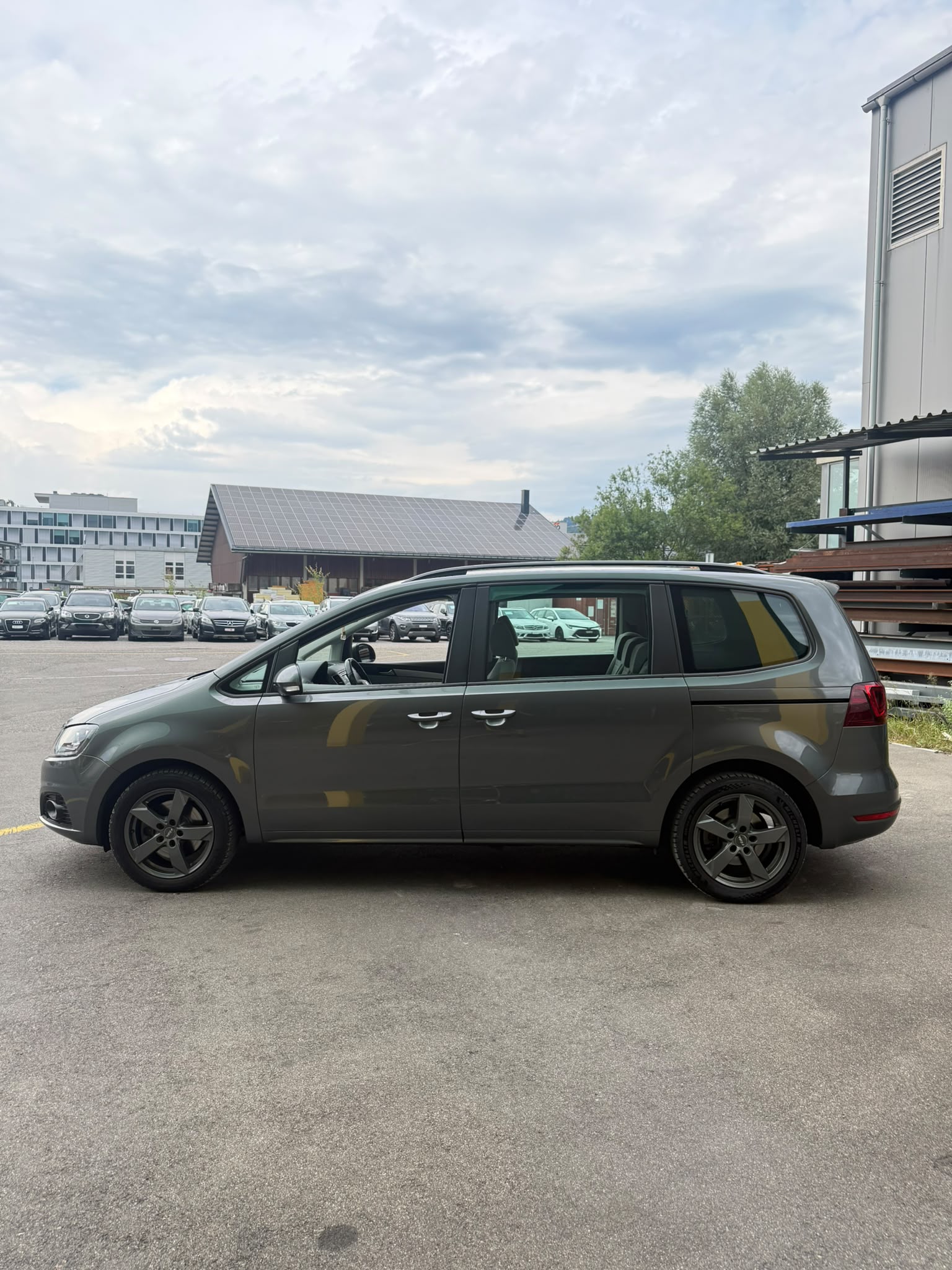 SEAT Alhambra 1.4 TSI DSG Style-image-3