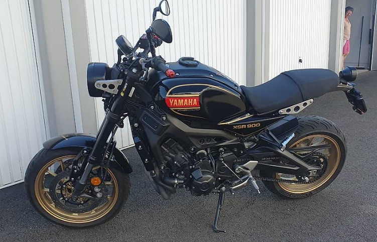 YAMAHA XSR 900-image-1