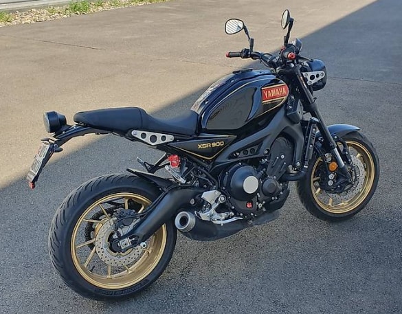 YAMAHA XSR 900-image-0
