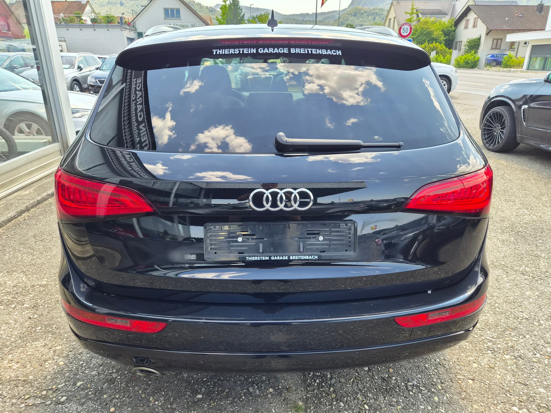AUDI Q5 2.0 TDI quattro S-tronic-image-4