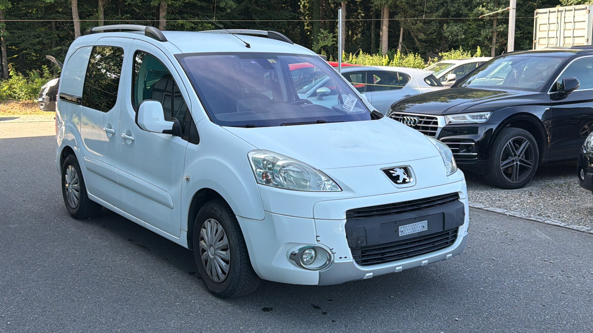 PEUGEOT Partner 1.6 Outdoor-image-2