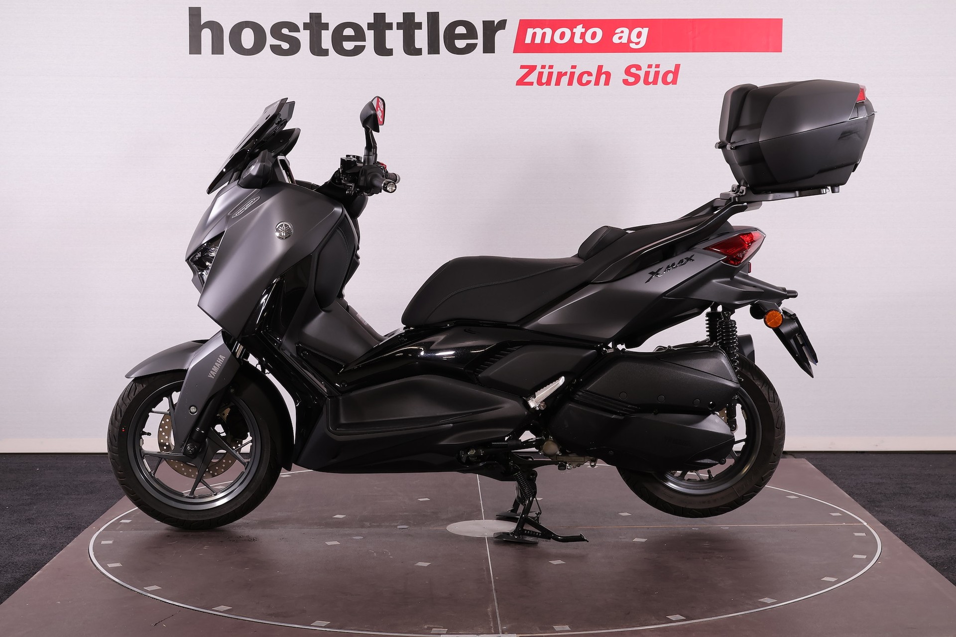 YAMAHA XMAX 300 Tech MAX+ (7)-image-1