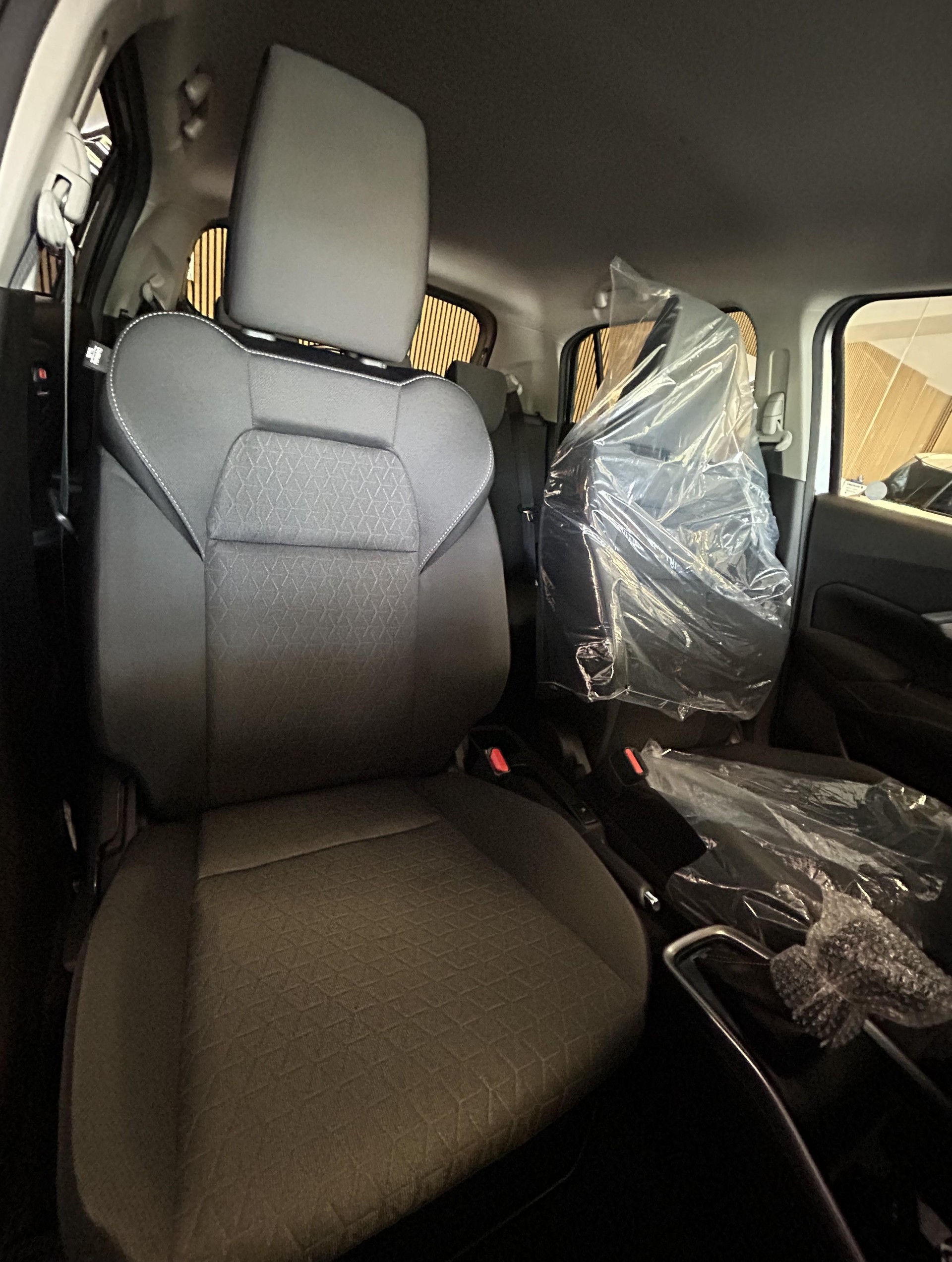 SUZUKI Swift 1.2 Compact Top Hybrid-image-15