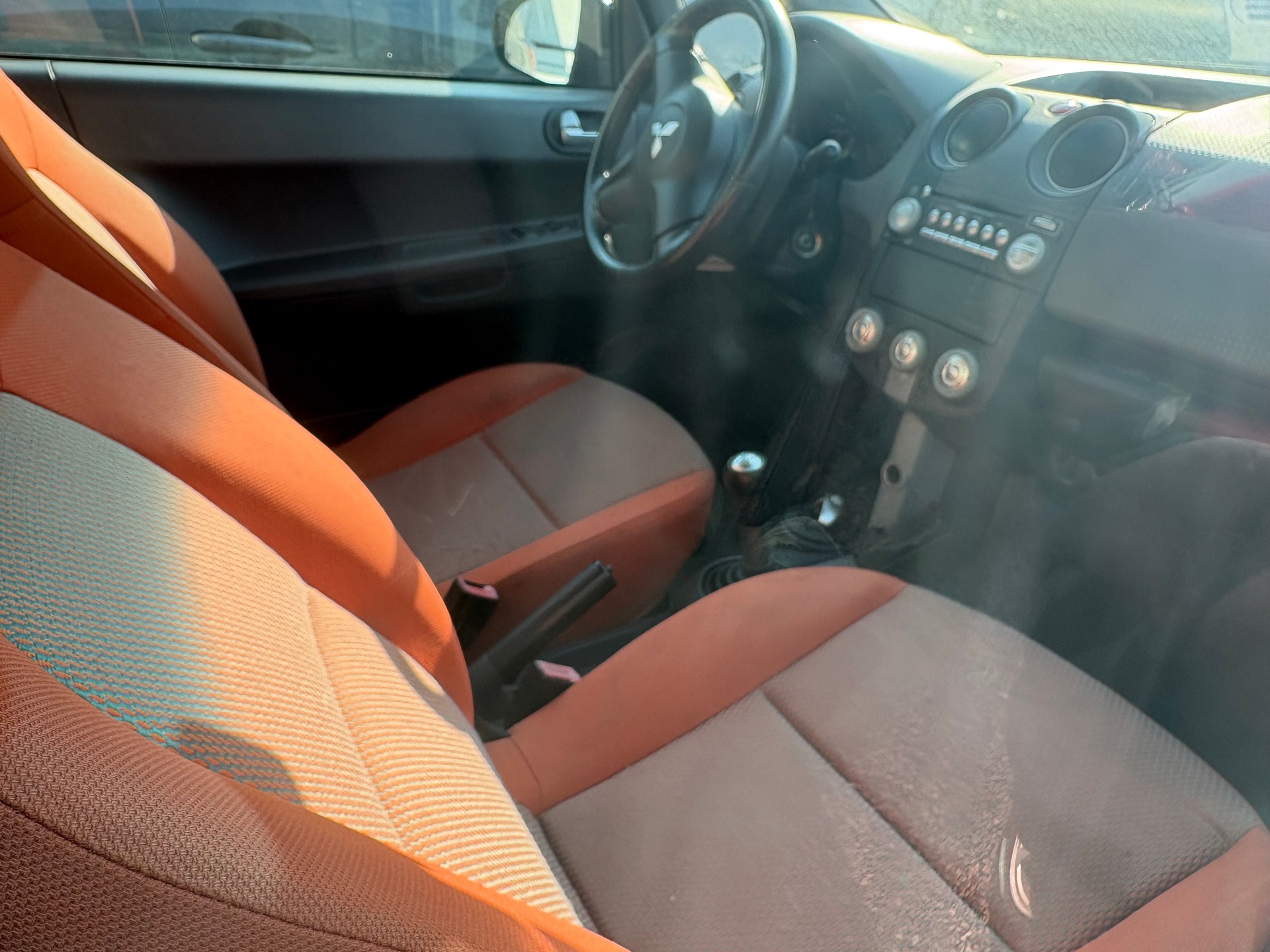 MITSUBISHI Colt Cabriolet 1.5 16V-image-7