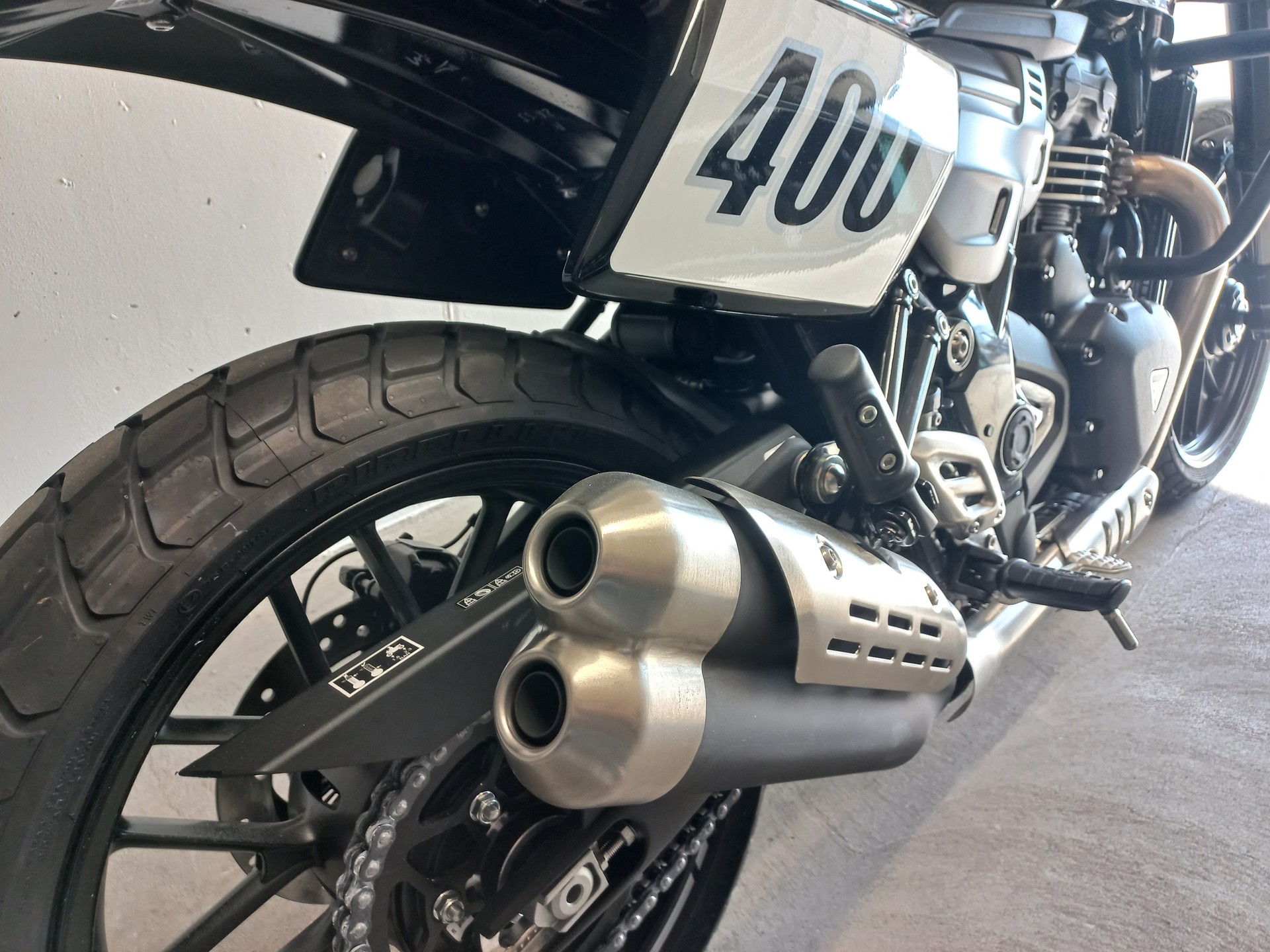 TRIUMPH Tracker 400-image-6