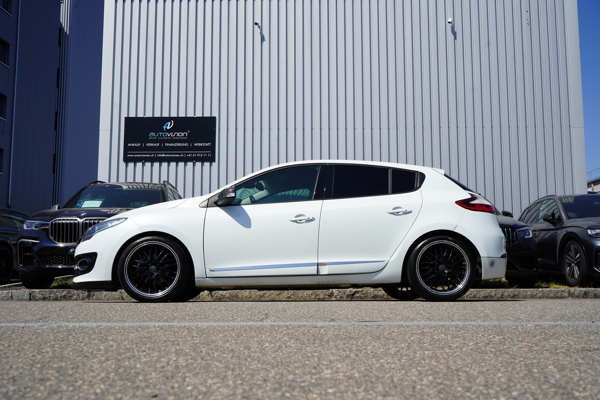 RENAULT MÉGANE 1.2 16V TURBO BOSE EDC l 131 PS-showroom-element-1