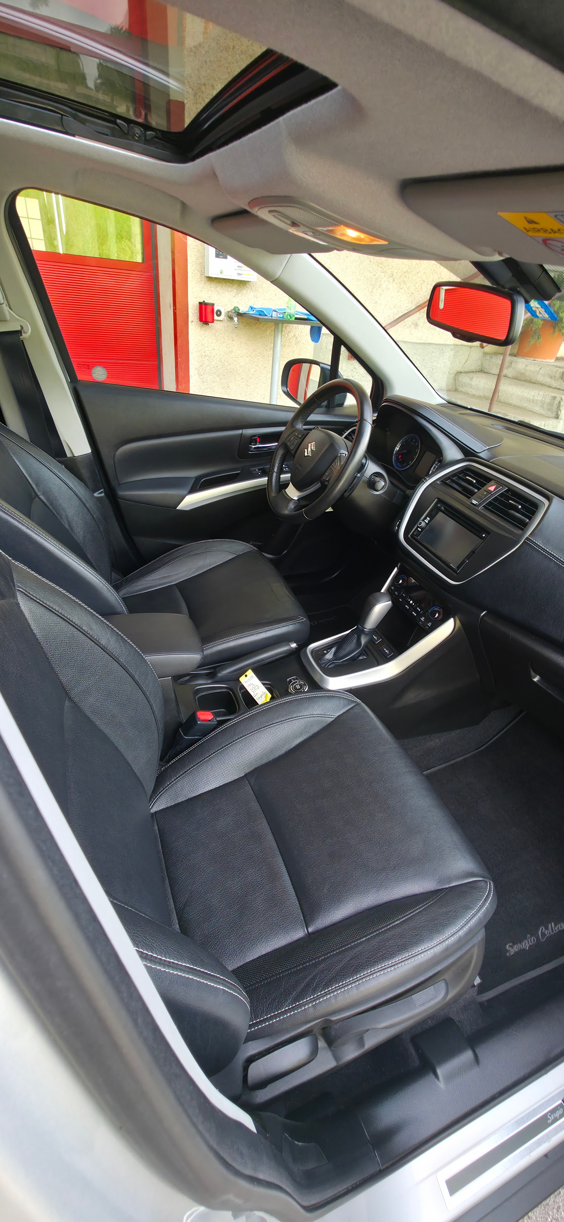 SUZUKI SX4 S-Cross 1.6 16V Sergio Cellano Top 4WD CVT7-image-8