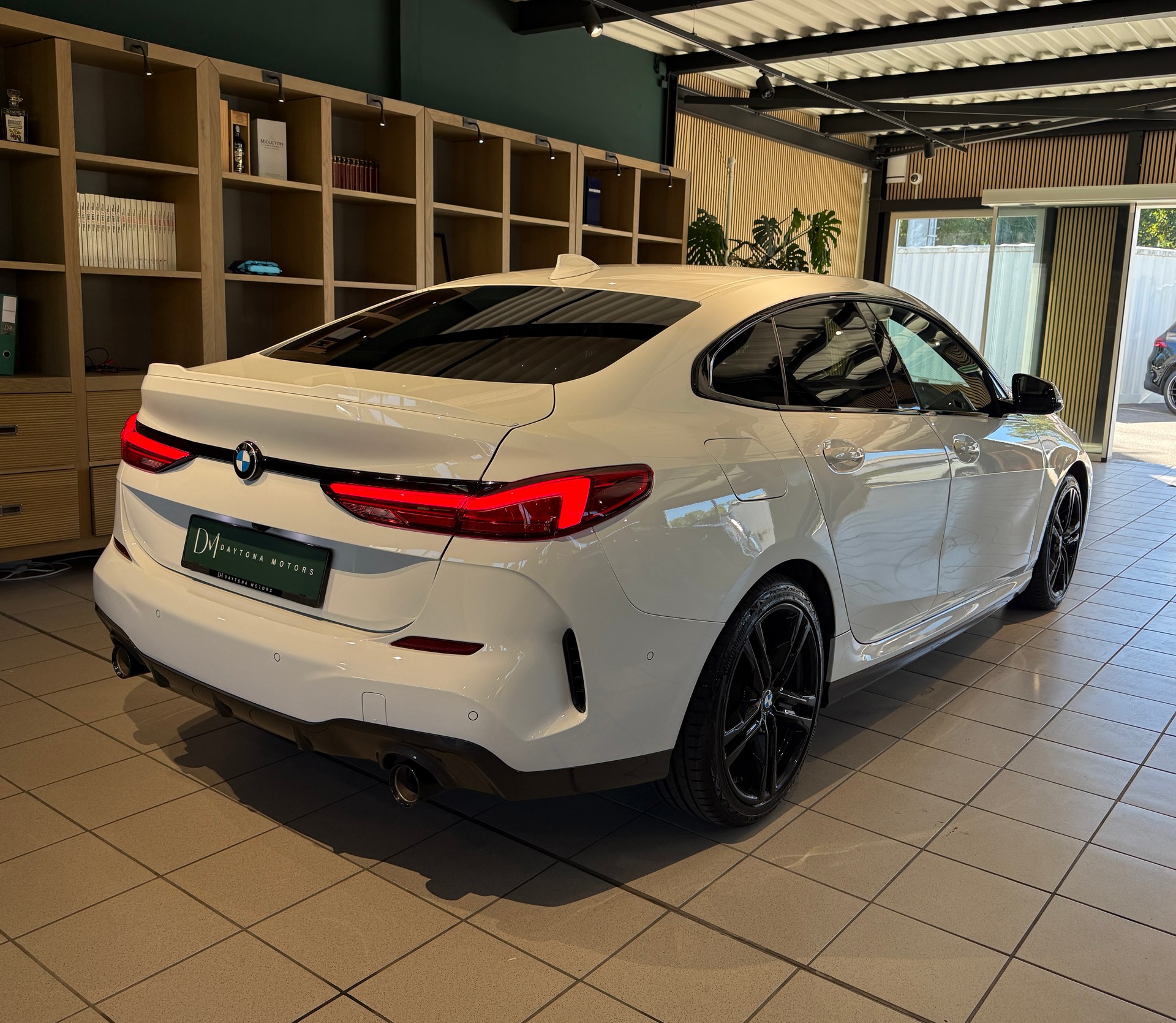 BMW 218d Gran Coupé M Sport Steptronic-showroom-element-2