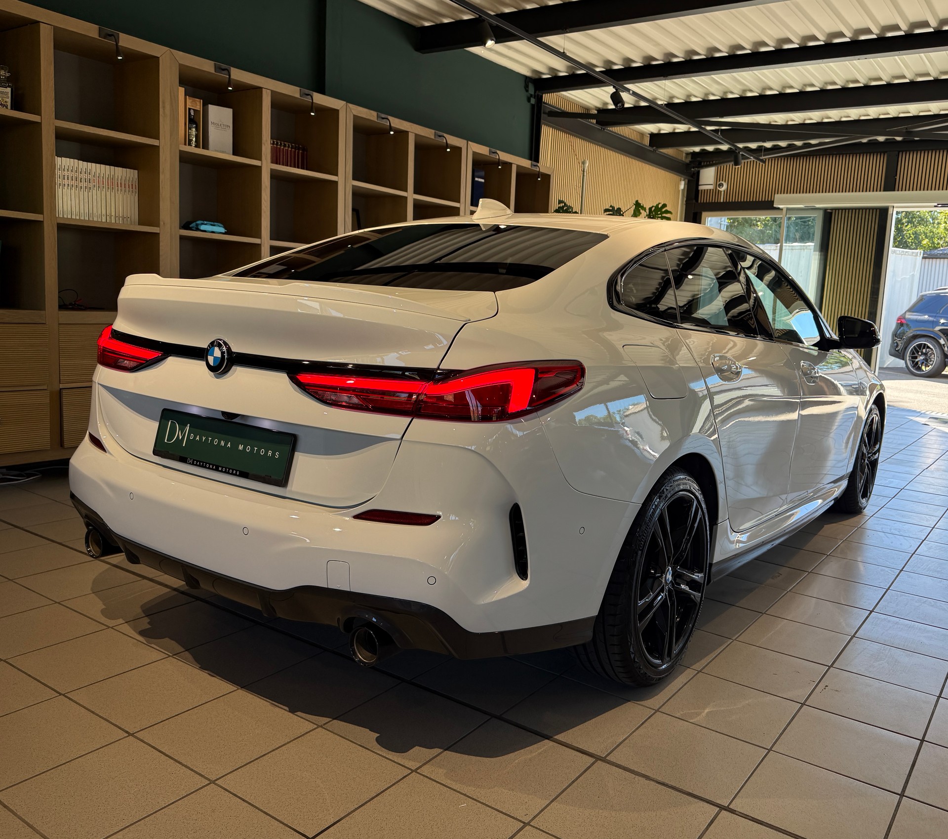 BMW 218d Gran Coupé M Sport Steptronic-showroom-element-3