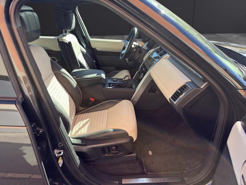 LAND ROVER Discovery 3.0 D I6 250 Dynamic HSE-image-13