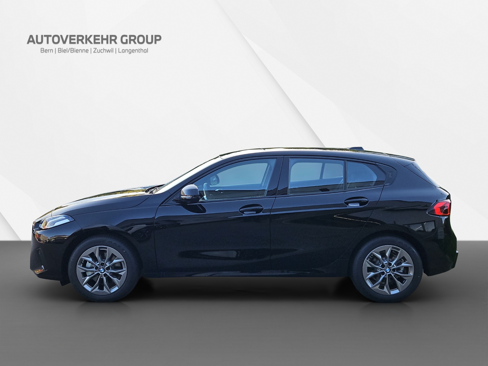 BMW 116 Steptronic-showroom-element-2