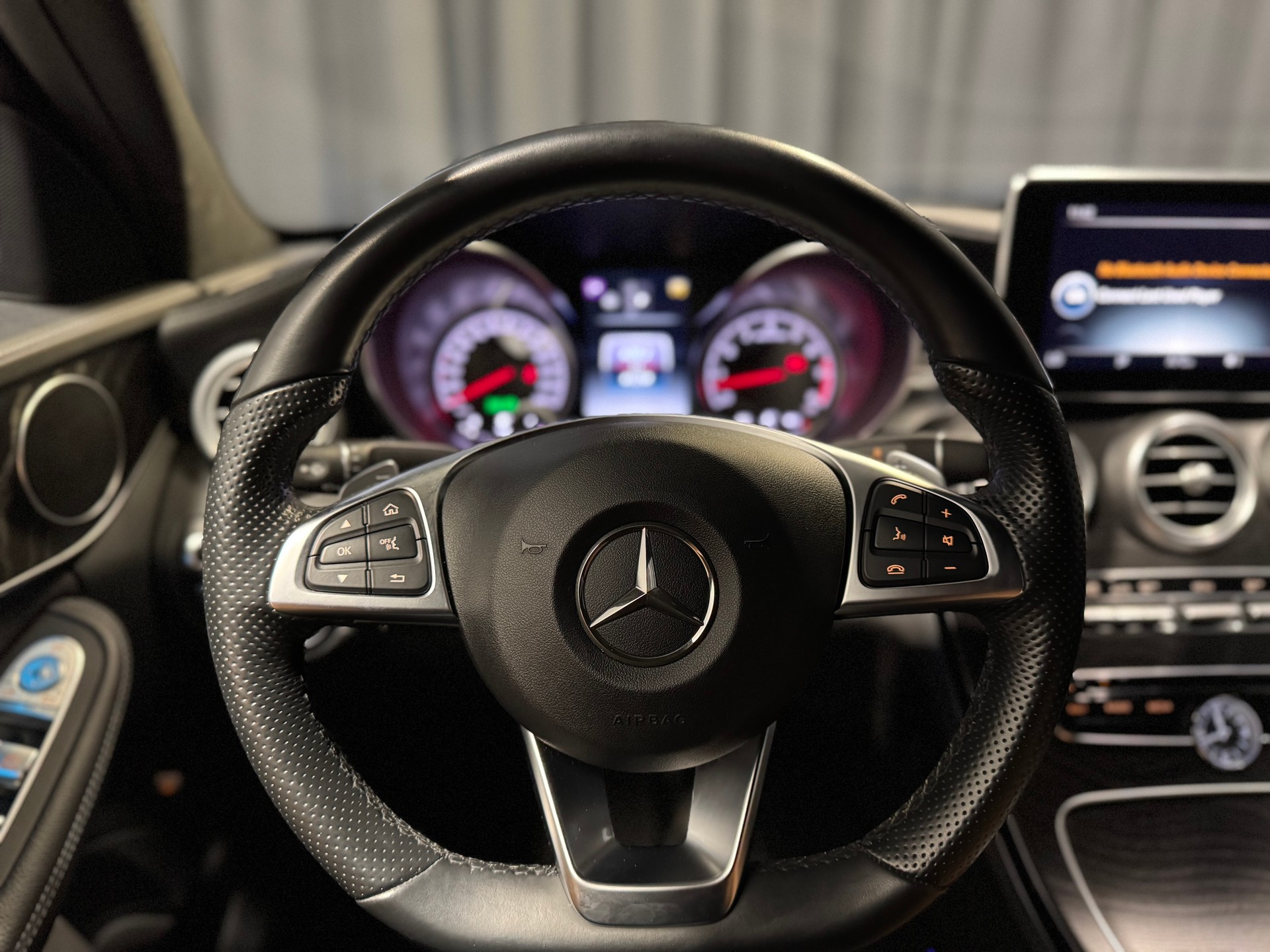 MERCEDES-BENZ C 43 AMG 4Matic 9G-Tronic (45)-image-10