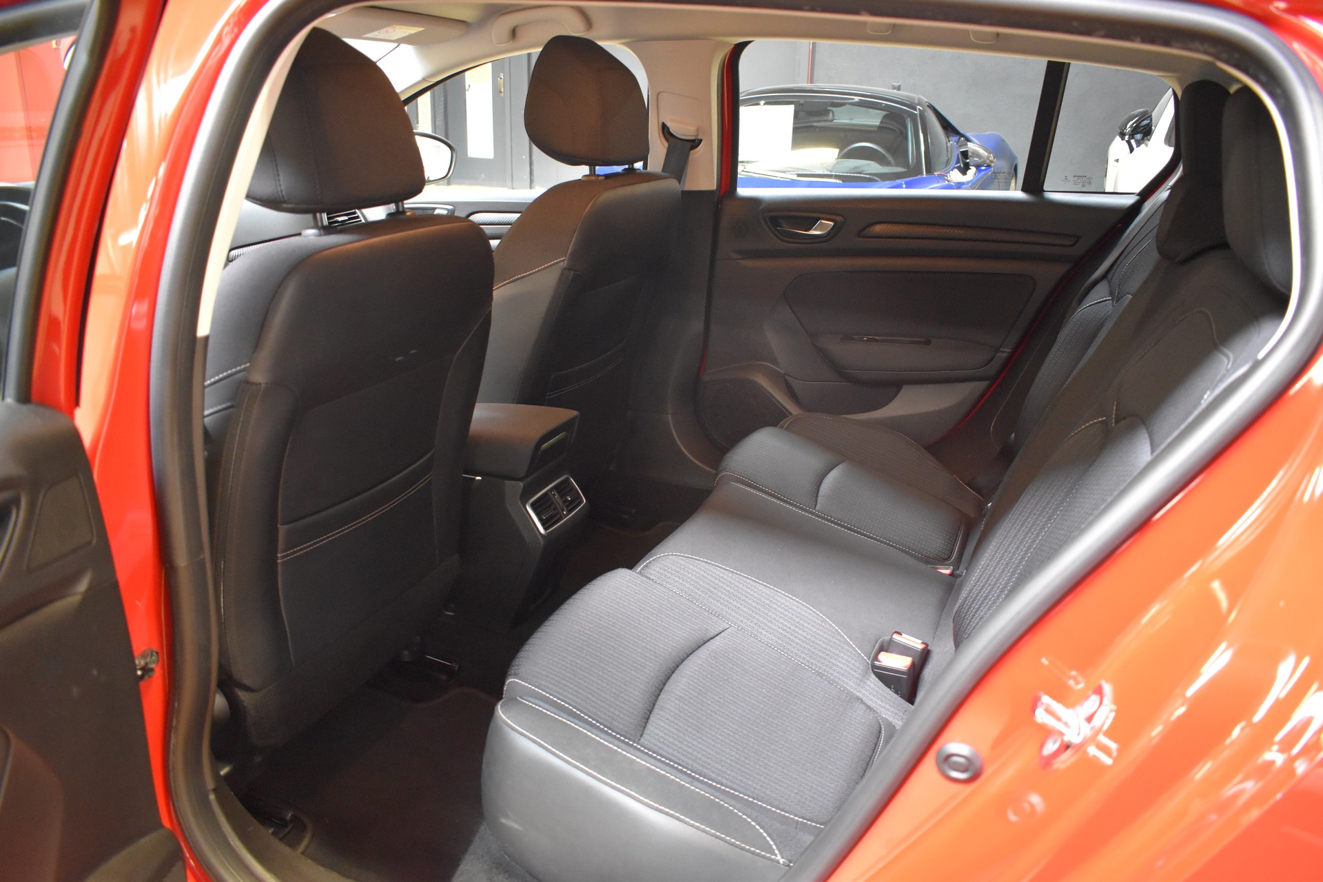 RENAULT Mégane Grandtour 1.5 dCi Business EDC - FaceLift 2020er Model-showroom-element-2