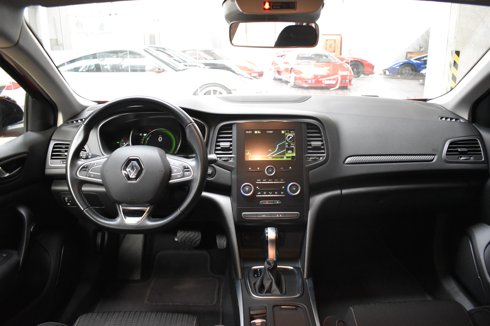 RENAULT Mégane Grandtour 1.5 dCi Business EDC - FaceLift 2020er Model-image-12